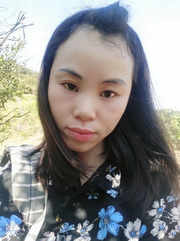 英英的第一张照片--湖南父母相亲团