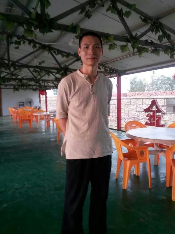 周哥的第三张照片--湖南父母相亲团